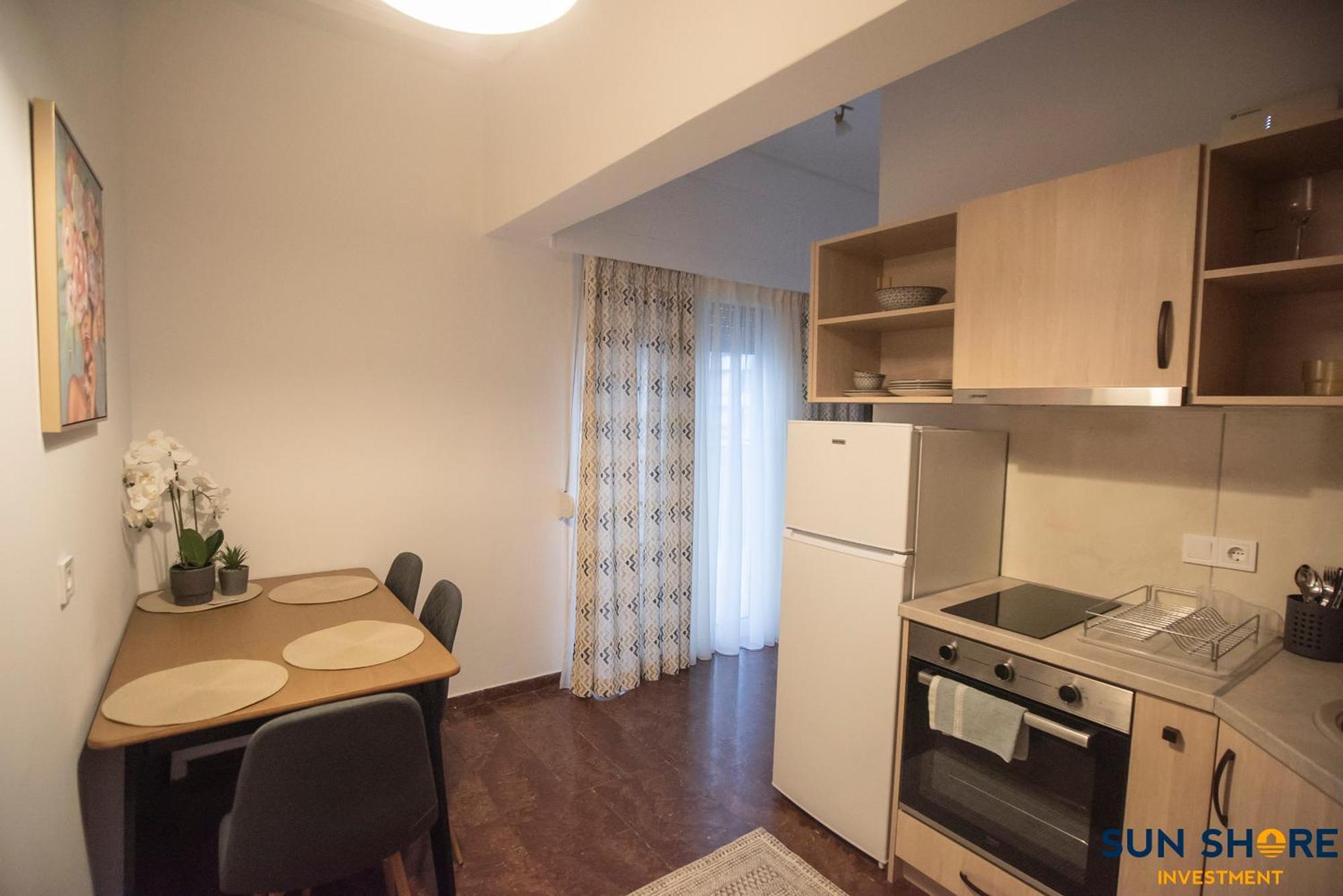 Explore Greece From Lovely City Centre Apartment Chalkís エクステリア 写真