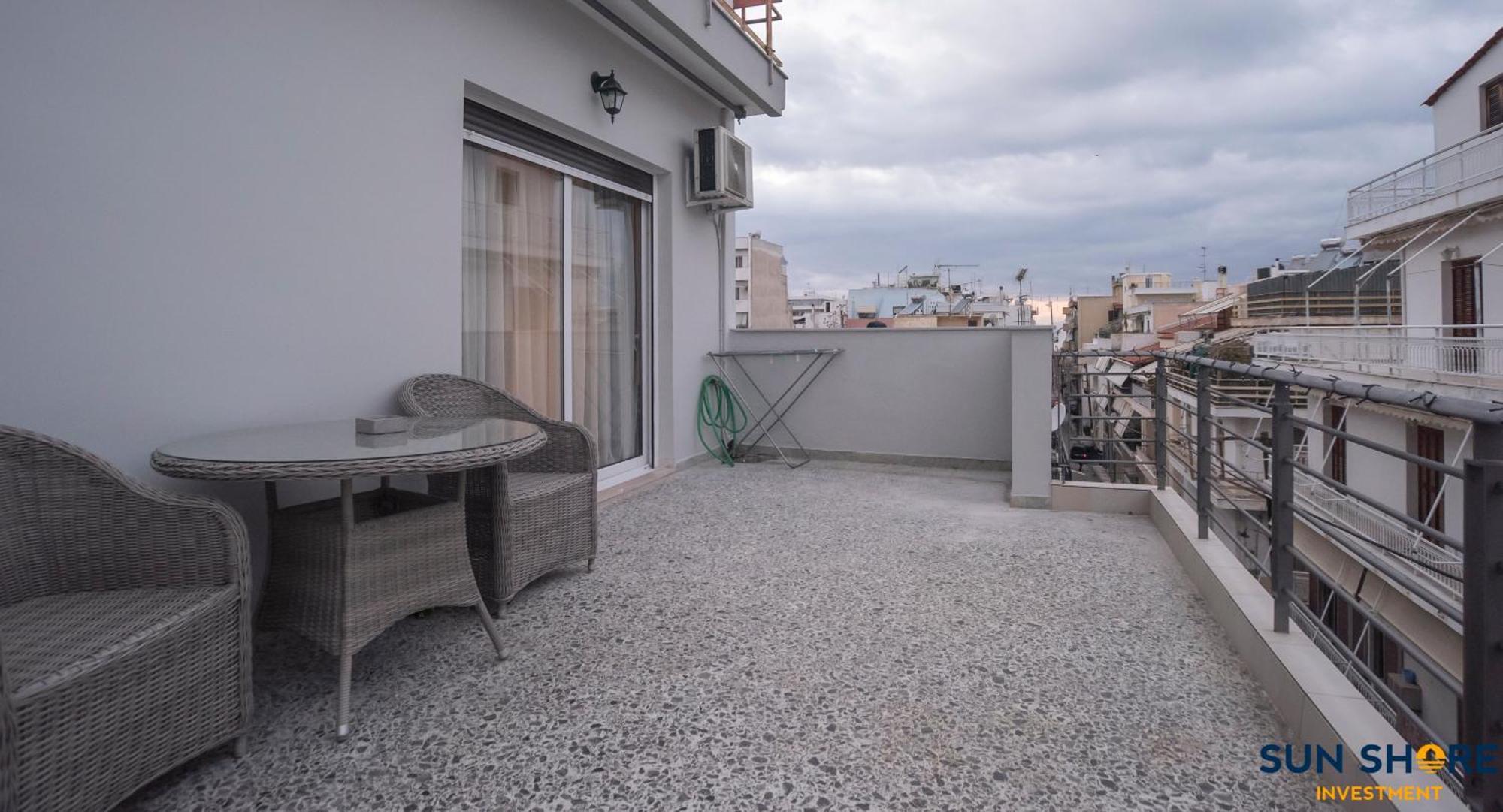 Explore Greece From Lovely City Centre Apartment Chalkís エクステリア 写真